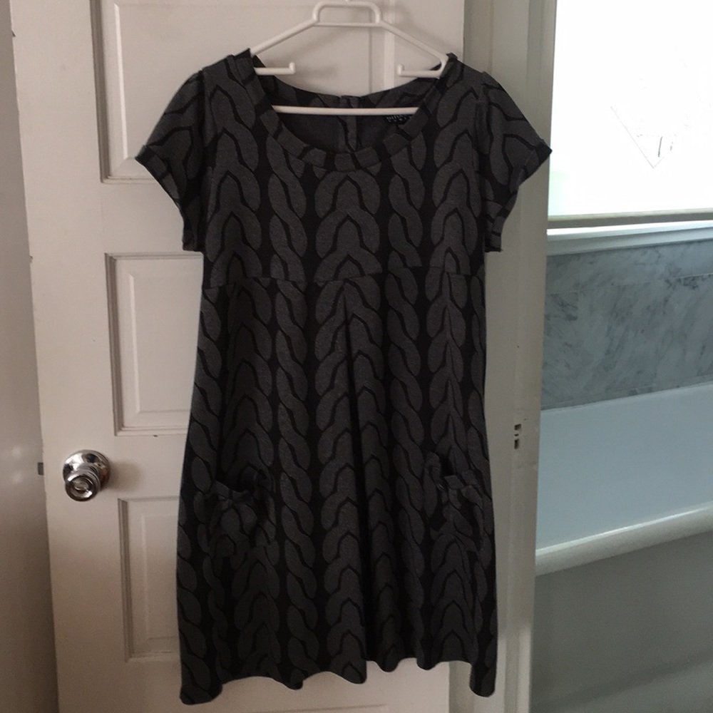 En Focus Women Dress